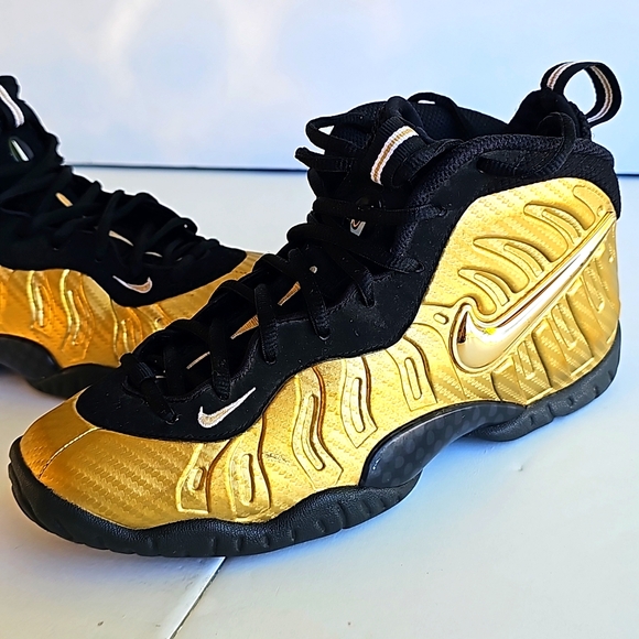 NIKE LITTLE POSITE PRO MID METALLIC GOLD/ SIZE 6Y - Picture 1 of 7